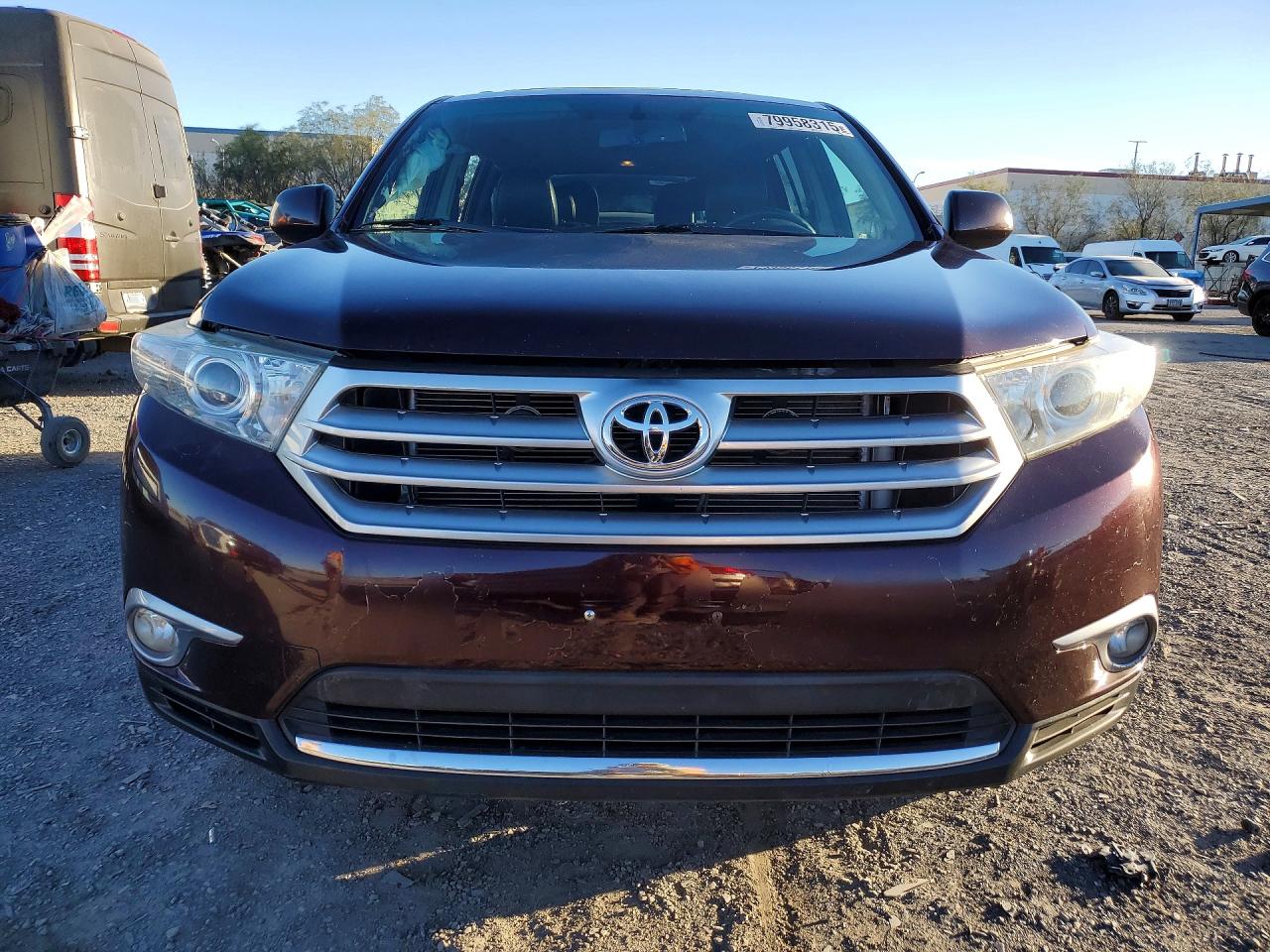 2012 TOYOTA HIGHLANDER SE photo 9