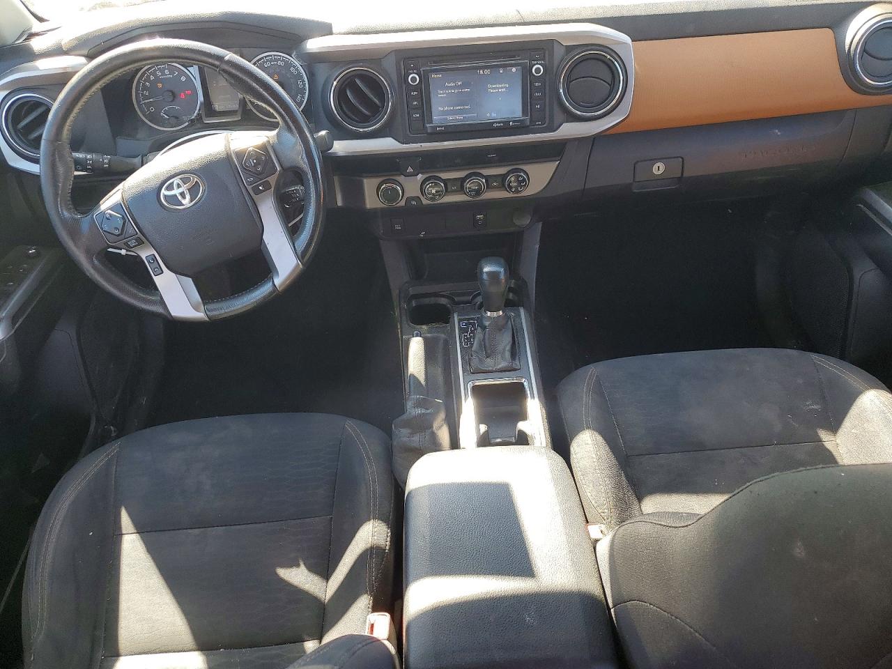 2017 TOYOTA TACOMA SR5 V6 photo 22