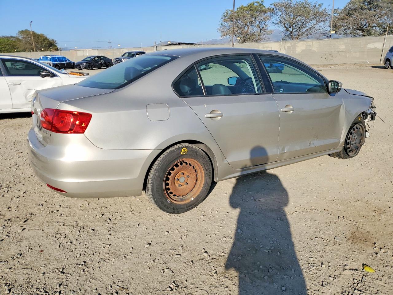 2012 VOLKSWAGEN JETTA SE photo 3
