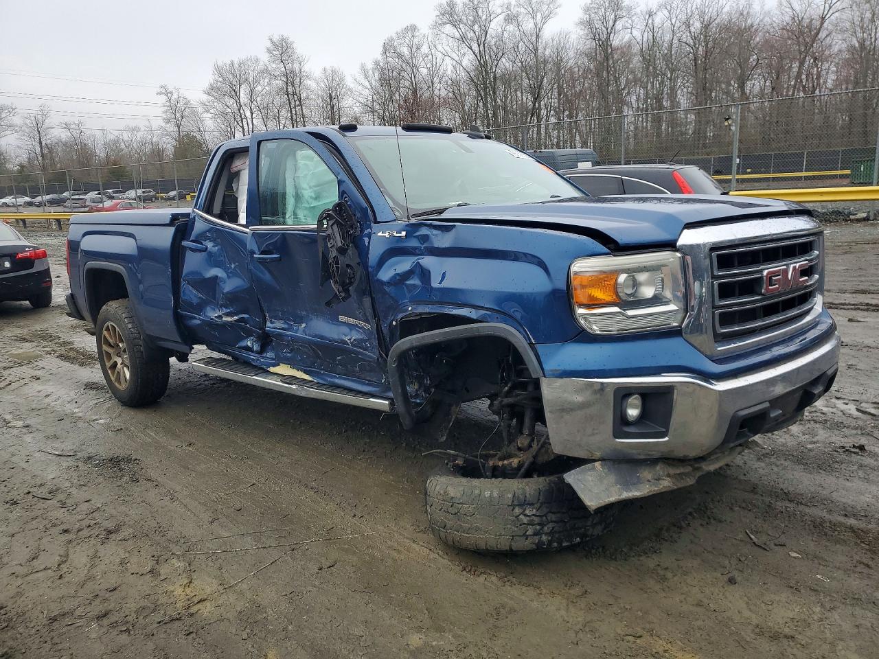 2015 GMC SIERRA K1500 SLE photo 7