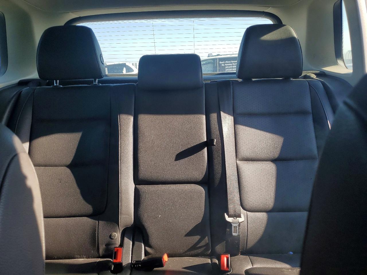 2016 VOLKSWAGEN TIGUAN S photo 19