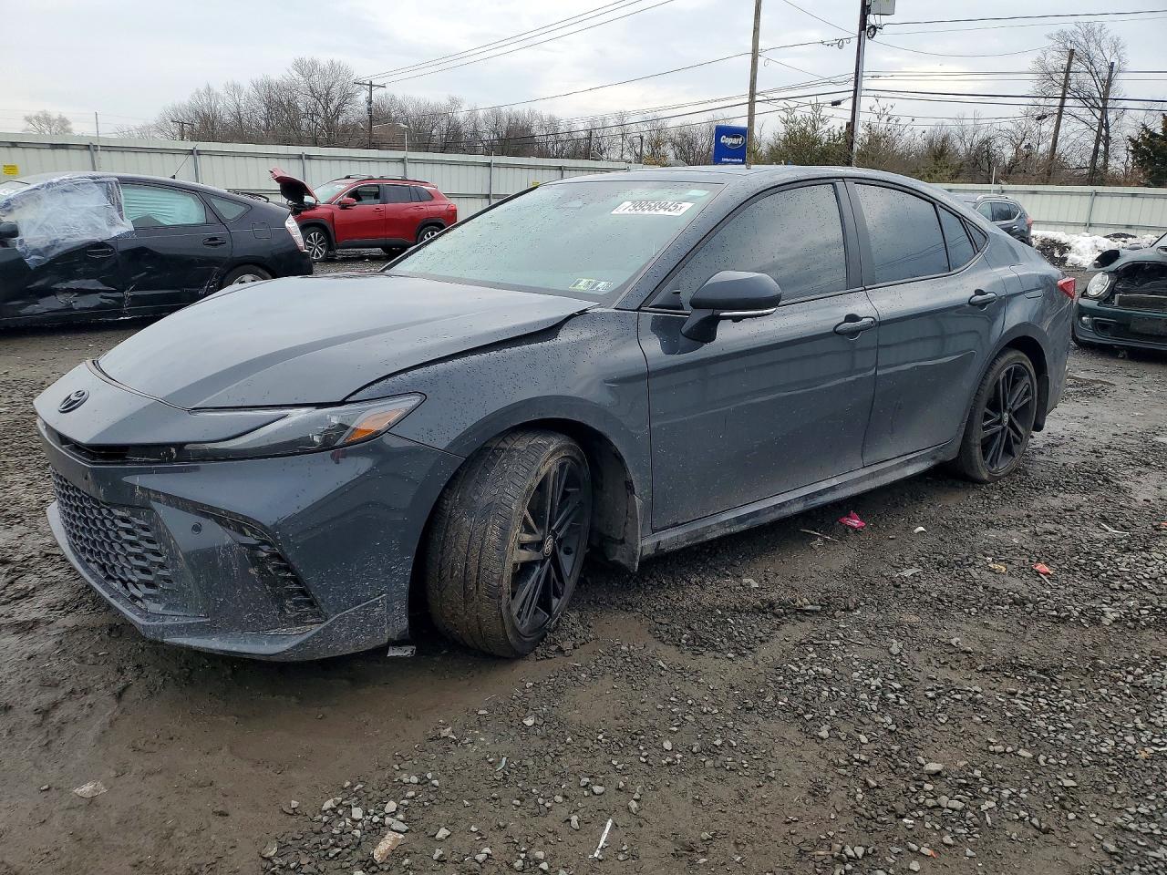 2025 TOYOTA CAMRY