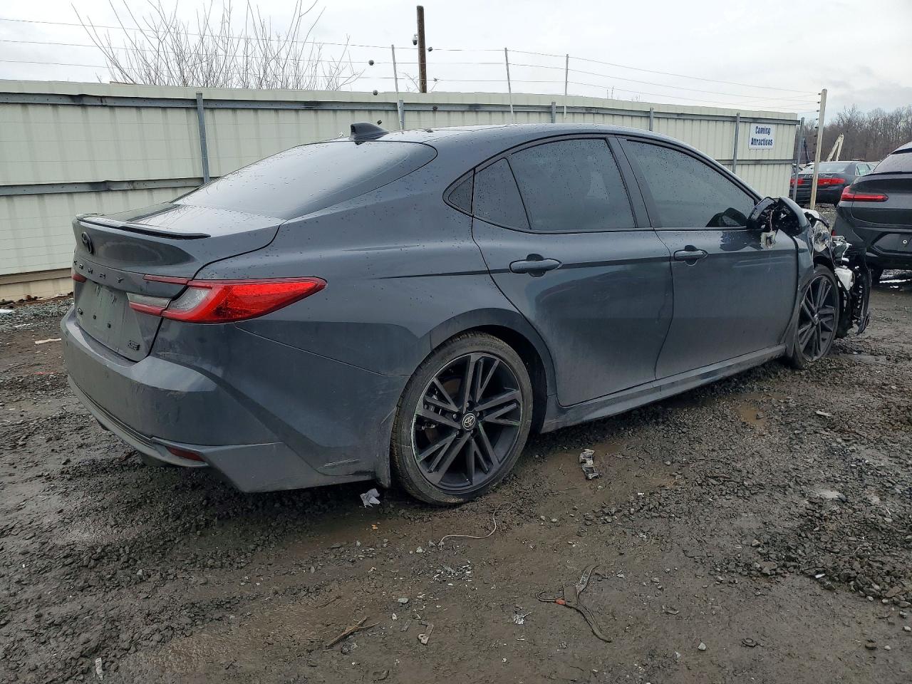 2025 TOYOTA CAMRY XSE photo 7