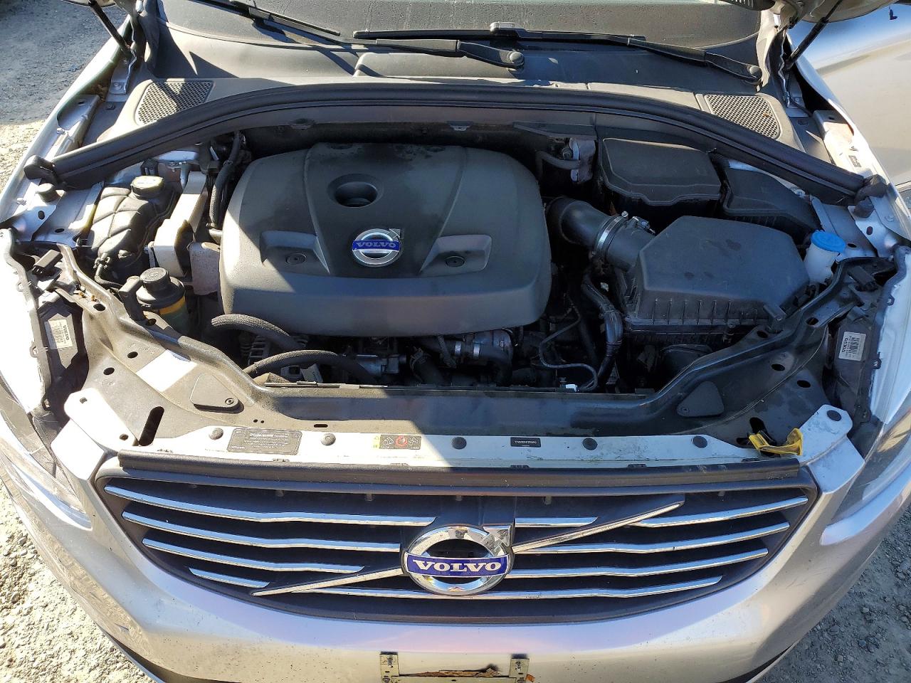2015 VOLVO XC60 T5 PREMIER photo 23