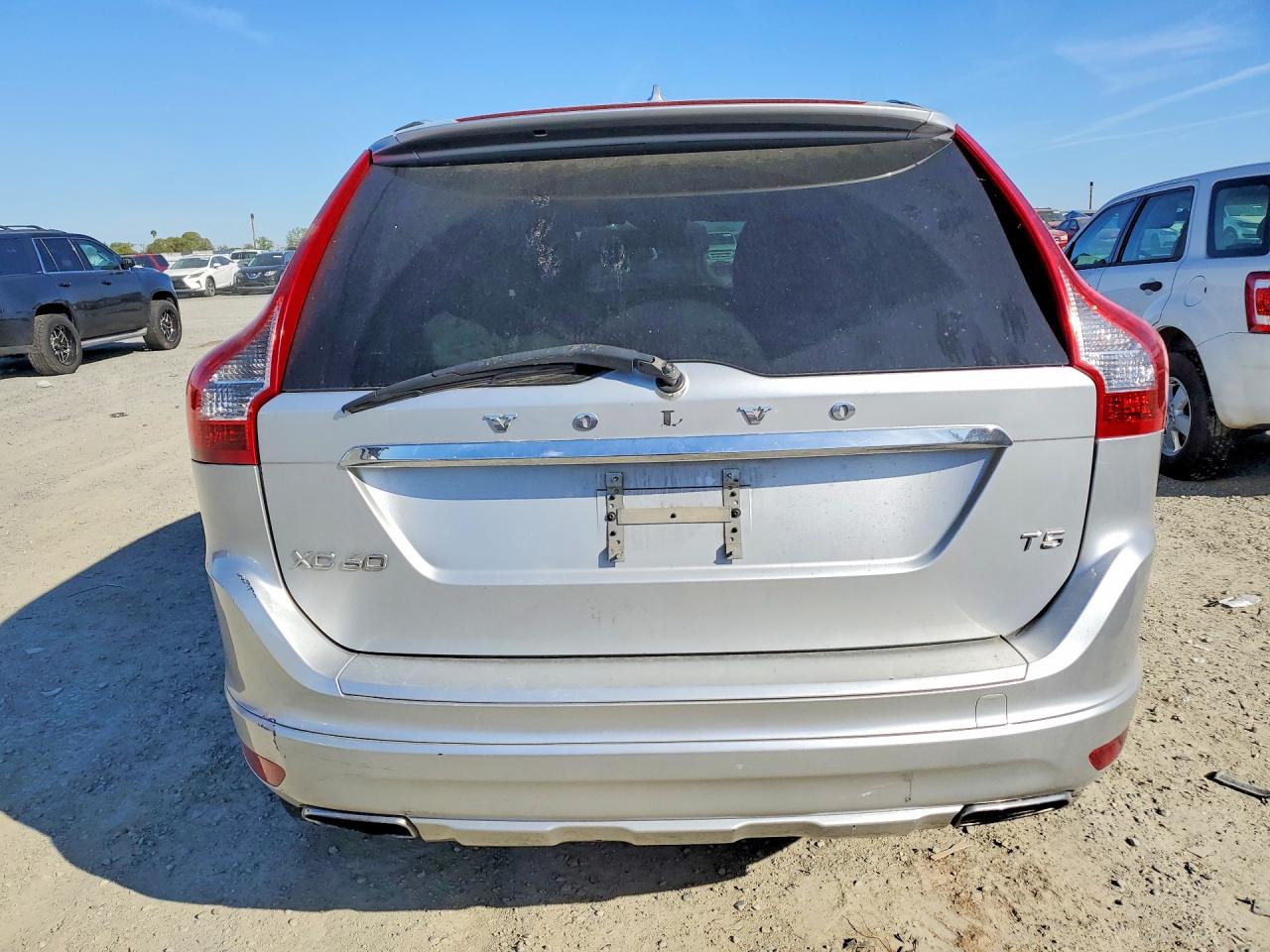 2015 VOLVO XC60 T5 PREMIER photo 11