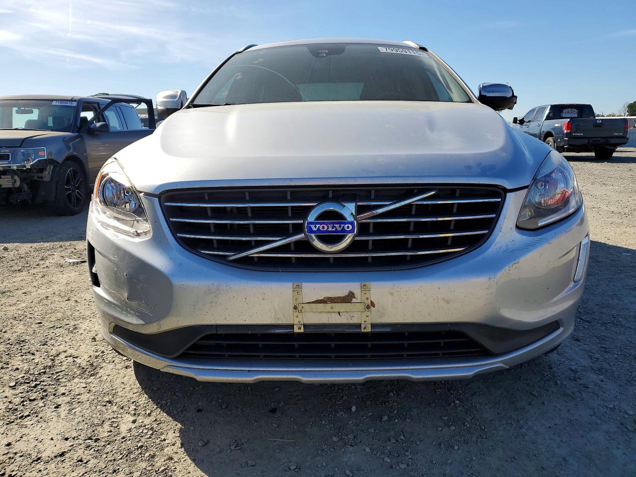 2015 VOLVO XC60 T5 PREMIER photo 9