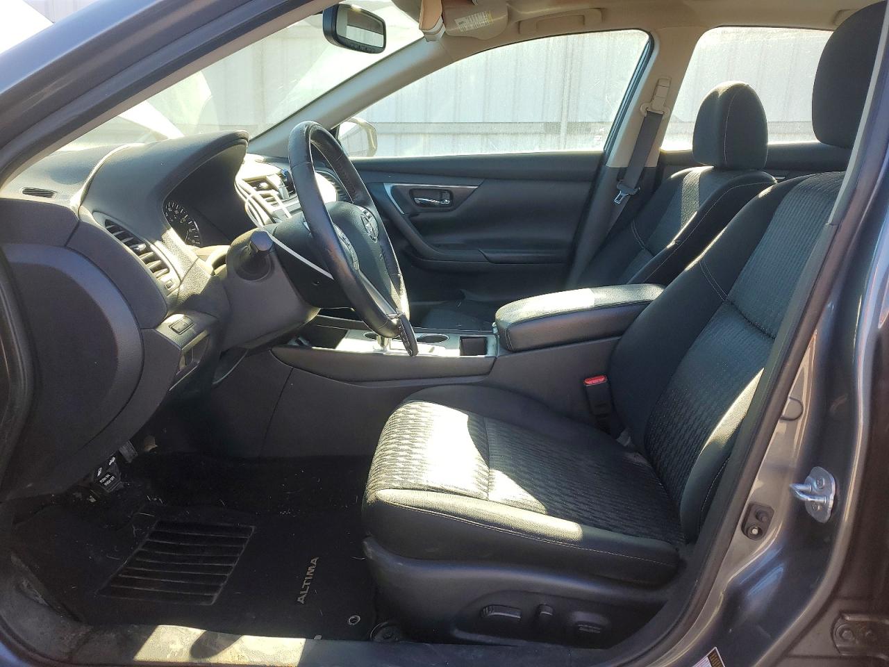 2017 NISSAN ALTIMA 2.5 SV photo 19