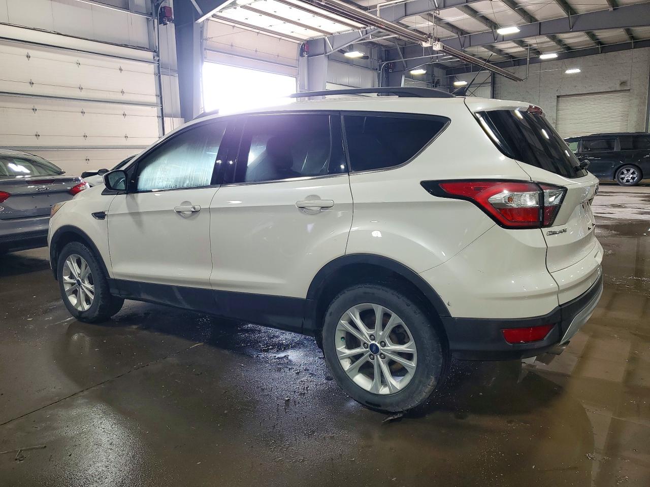 2018 FORD ESCAPE SEL photo 3