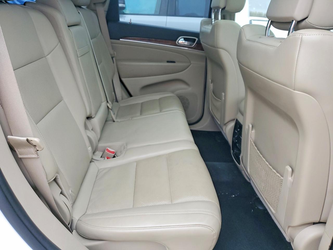 2011 JEEP GRAND CHEROKEE photo 11