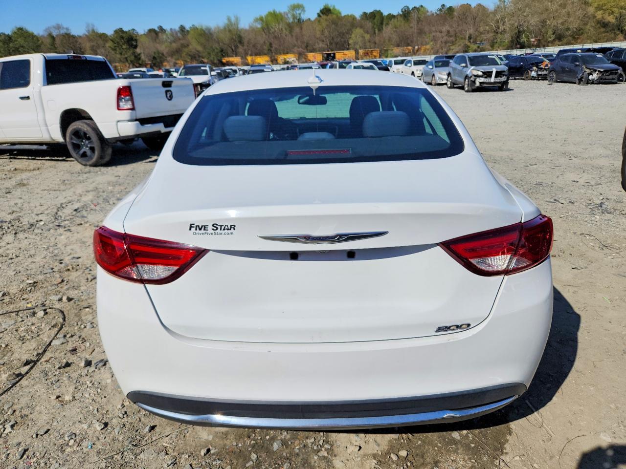 2016 CHRYSLER 200 LIMITED photo 6