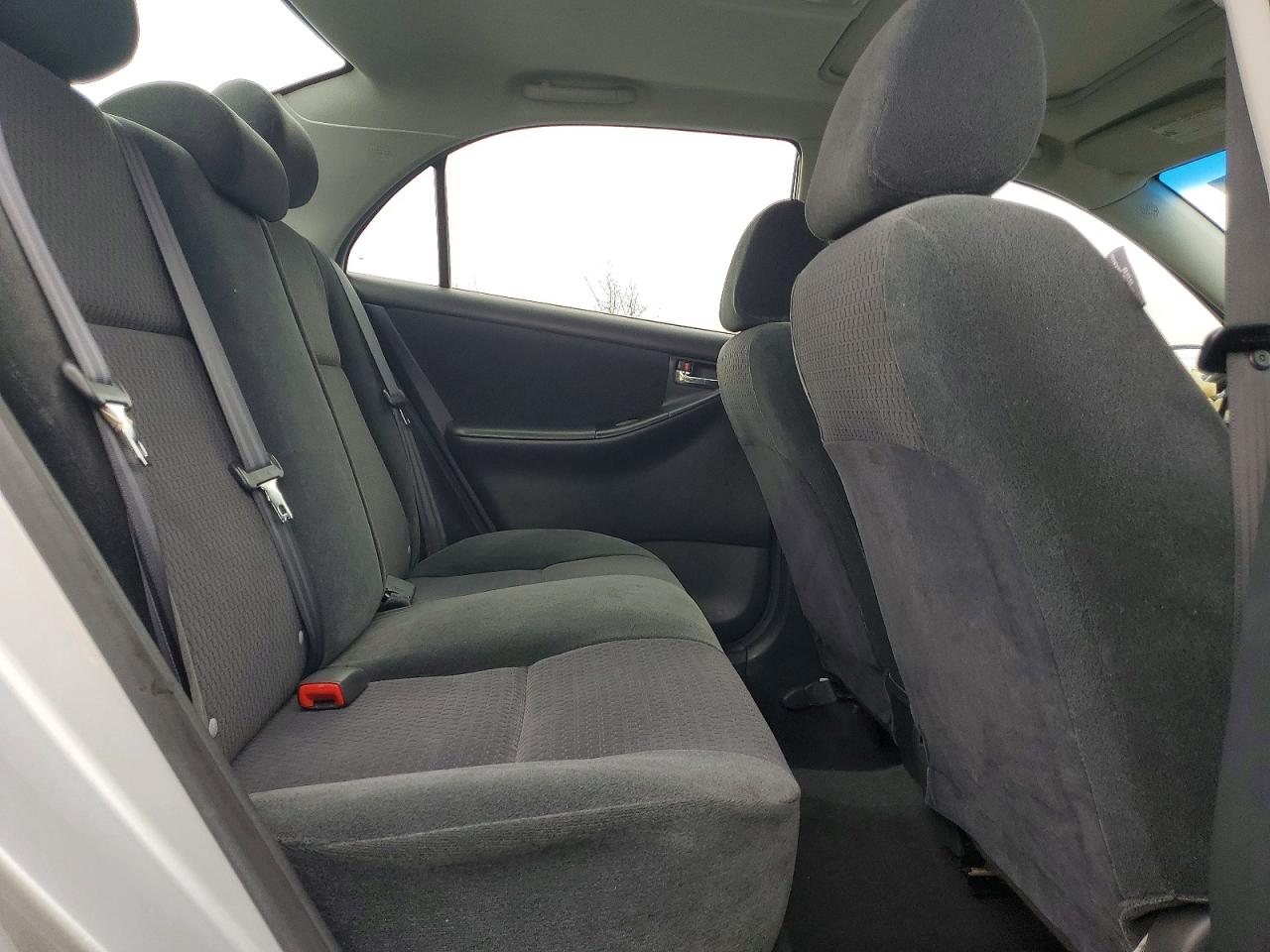 2005 TOYOTA COROLLA S photo 28