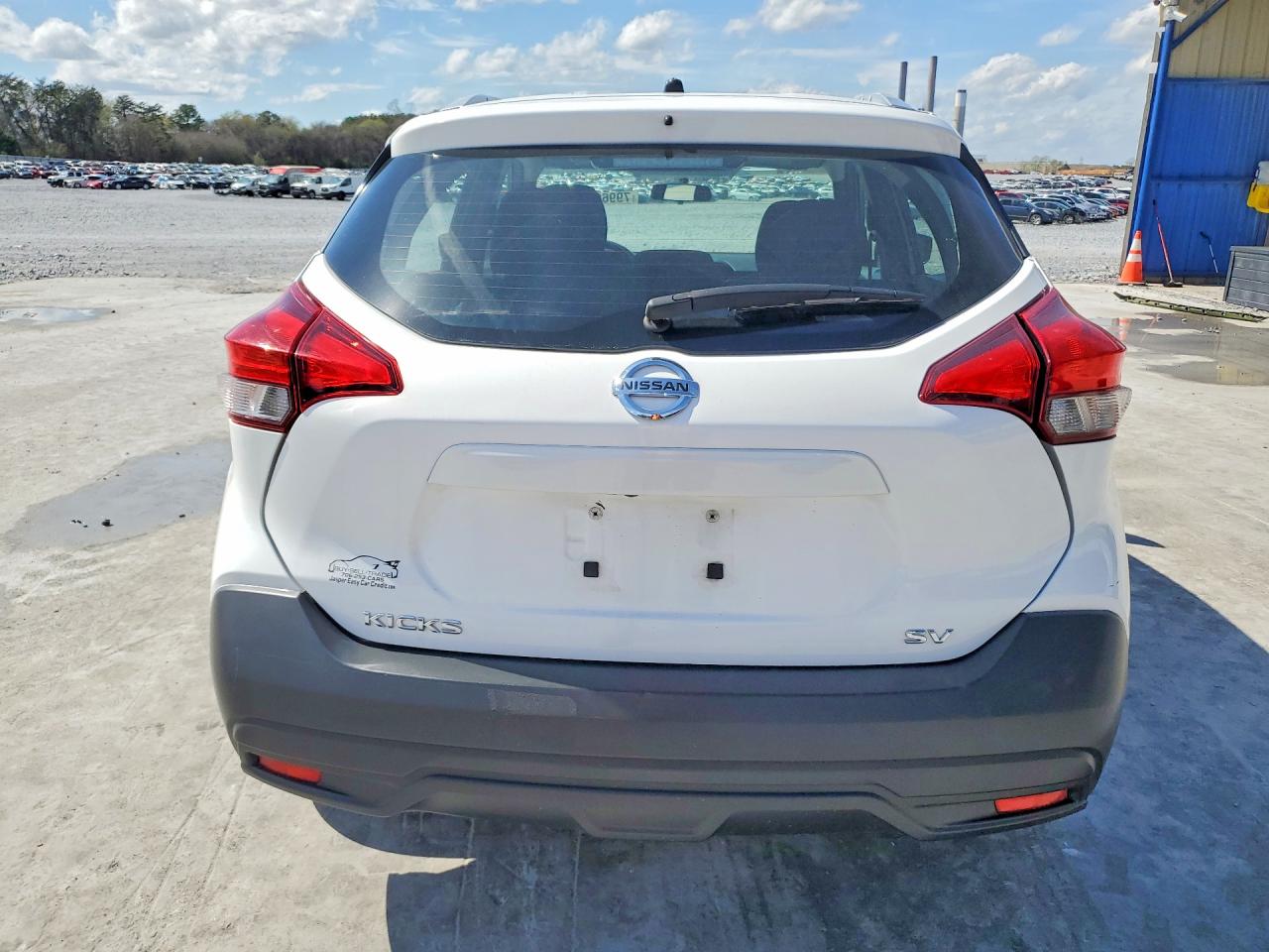 2019 NISSAN KICKS S photo 11
