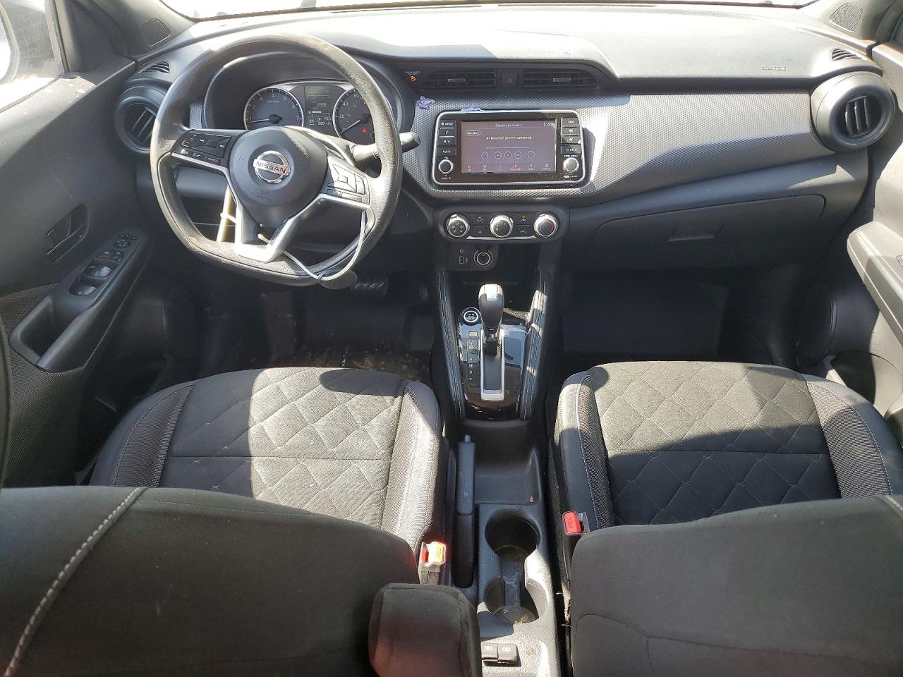 2019 NISSAN KICKS S photo 15