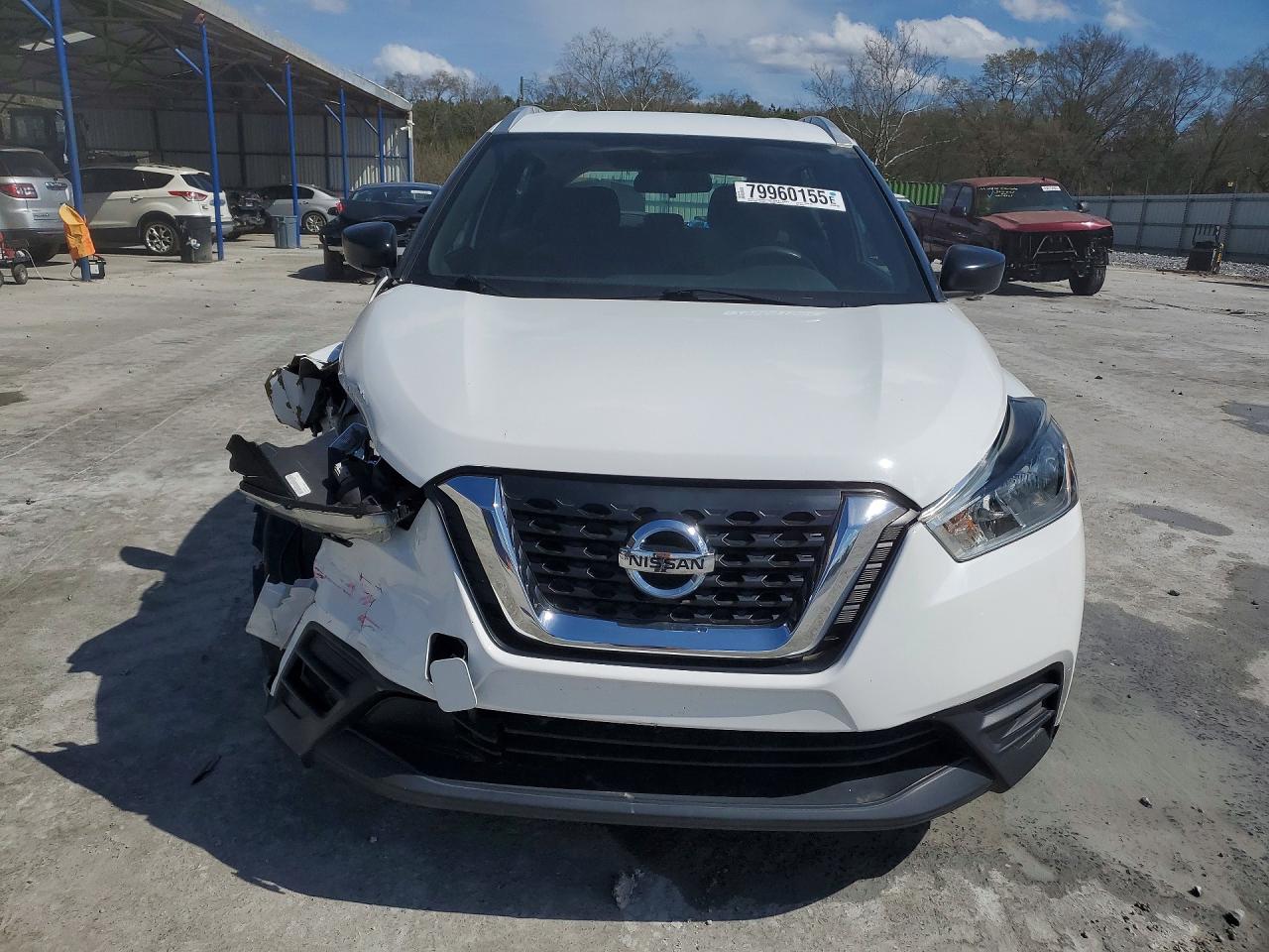 2019 NISSAN KICKS S photo 9