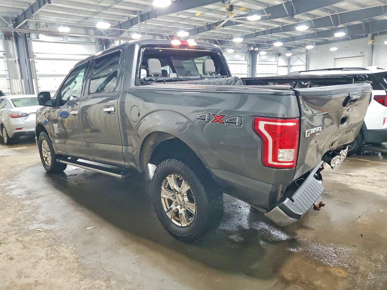 2015 FORD F150 SUPERCREW photo 2