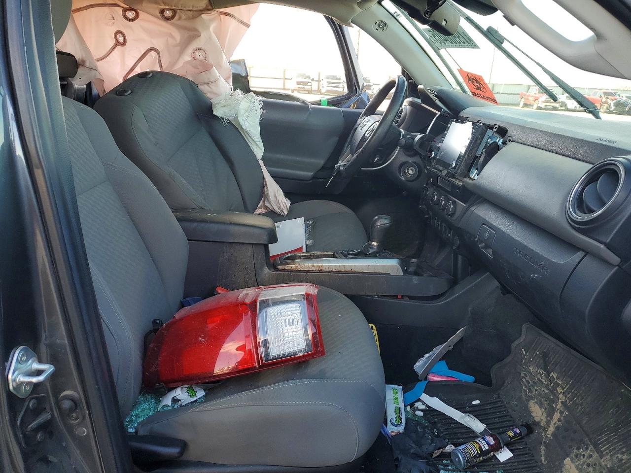 2022 TOYOTA TACOMA SR5 V6 photo 13