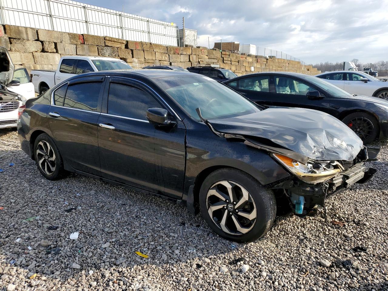 2016 HONDA ACCORD photo 10