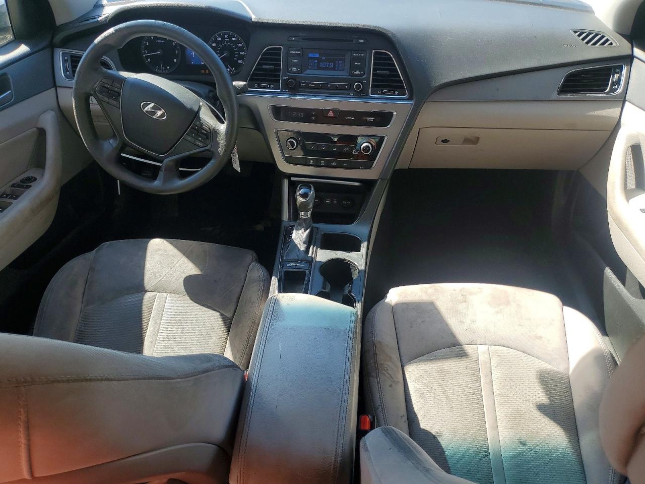 2015 HYUNDAI SONATA SE photo 15