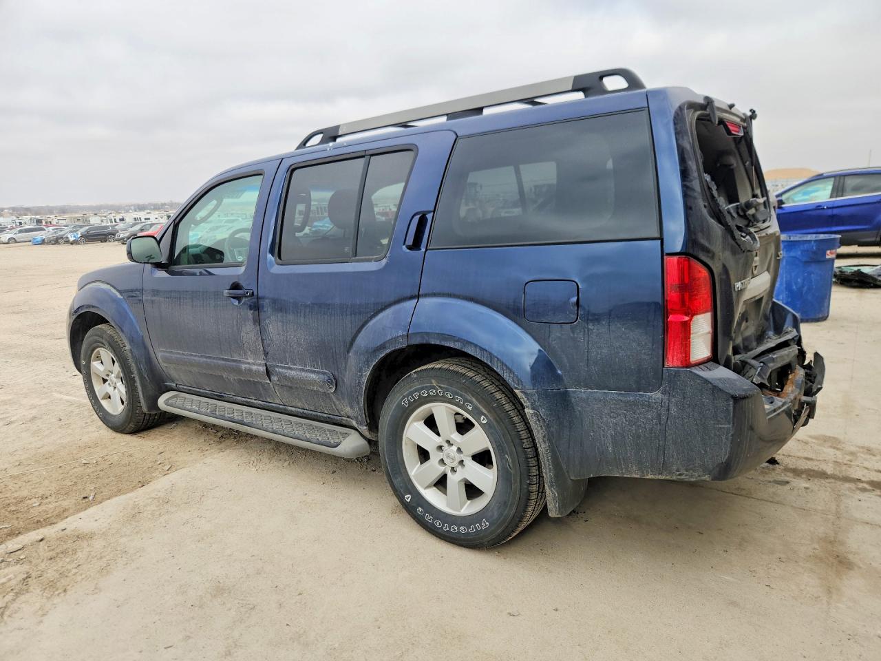 2009 NISSAN PATHFINDER S photo 3