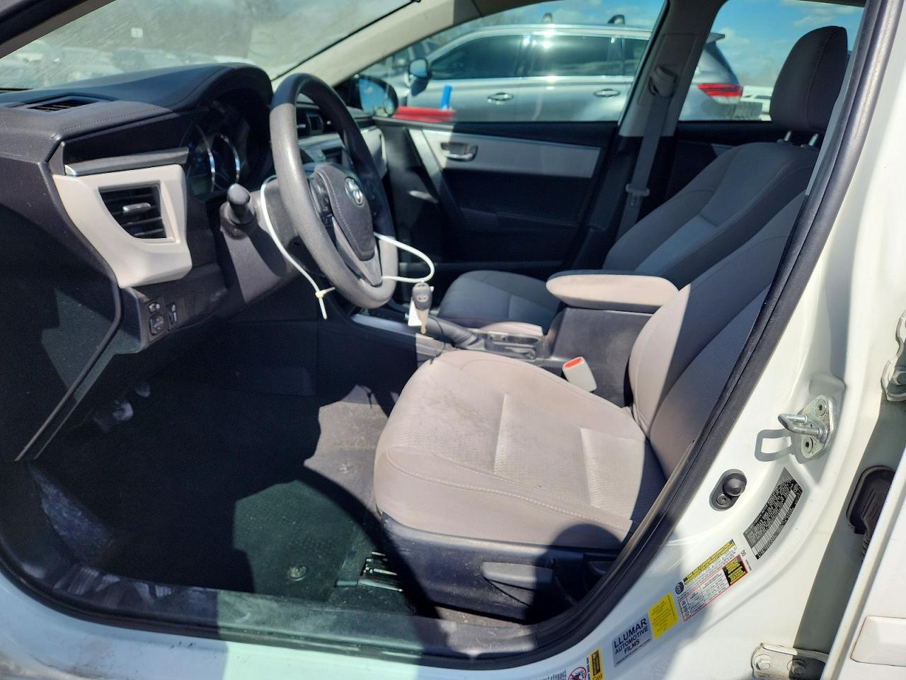 2016 TOYOTA COROLLA LE photo 7
