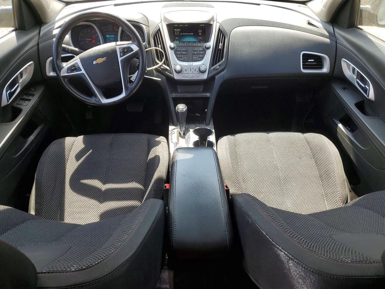 2017 CHEVROLET EQUINOX LT photo 8