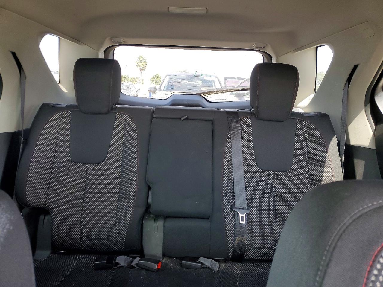 2017 CHEVROLET EQUINOX LT photo 10