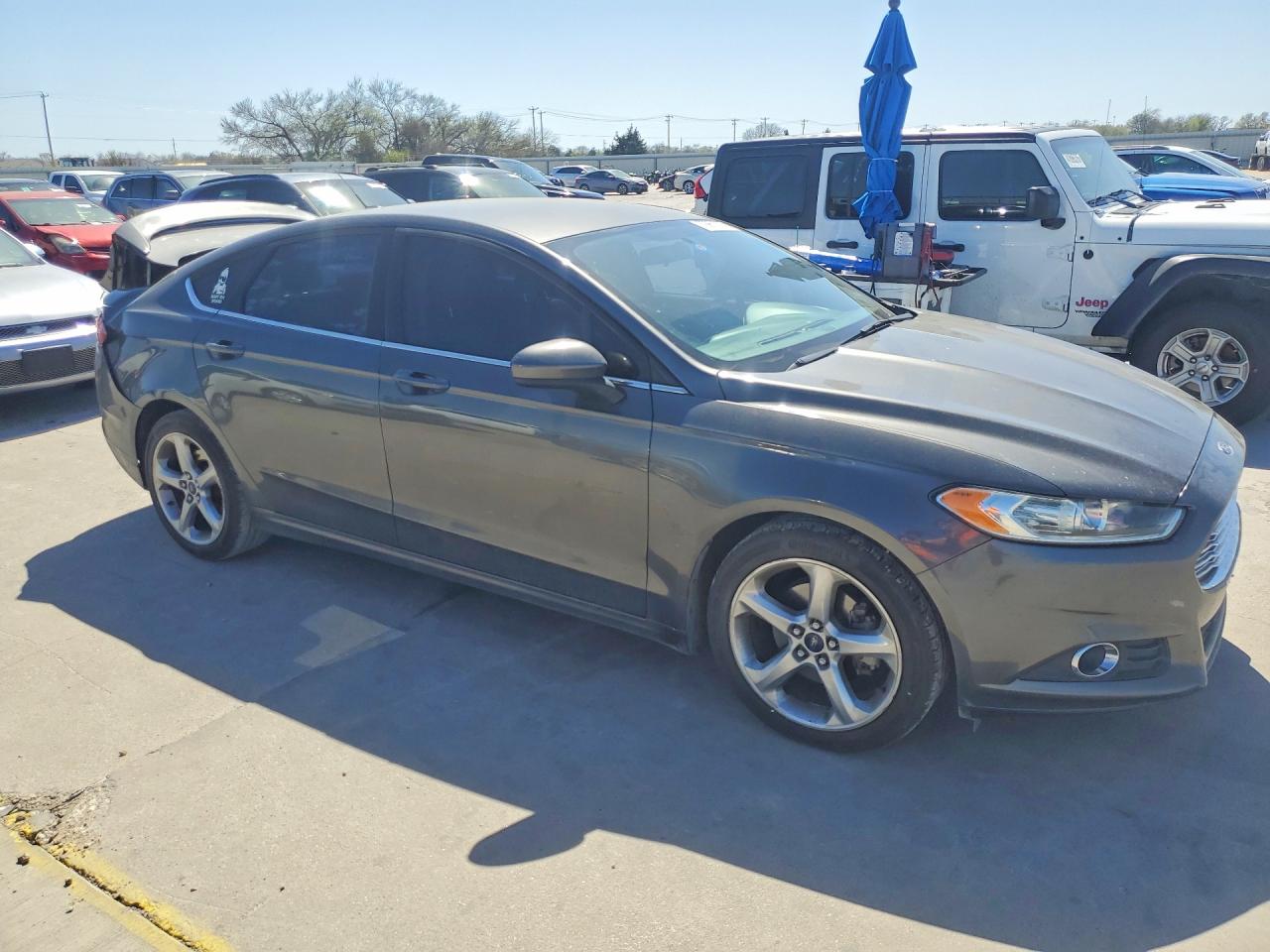 2016 FORD FUSION S photo 4