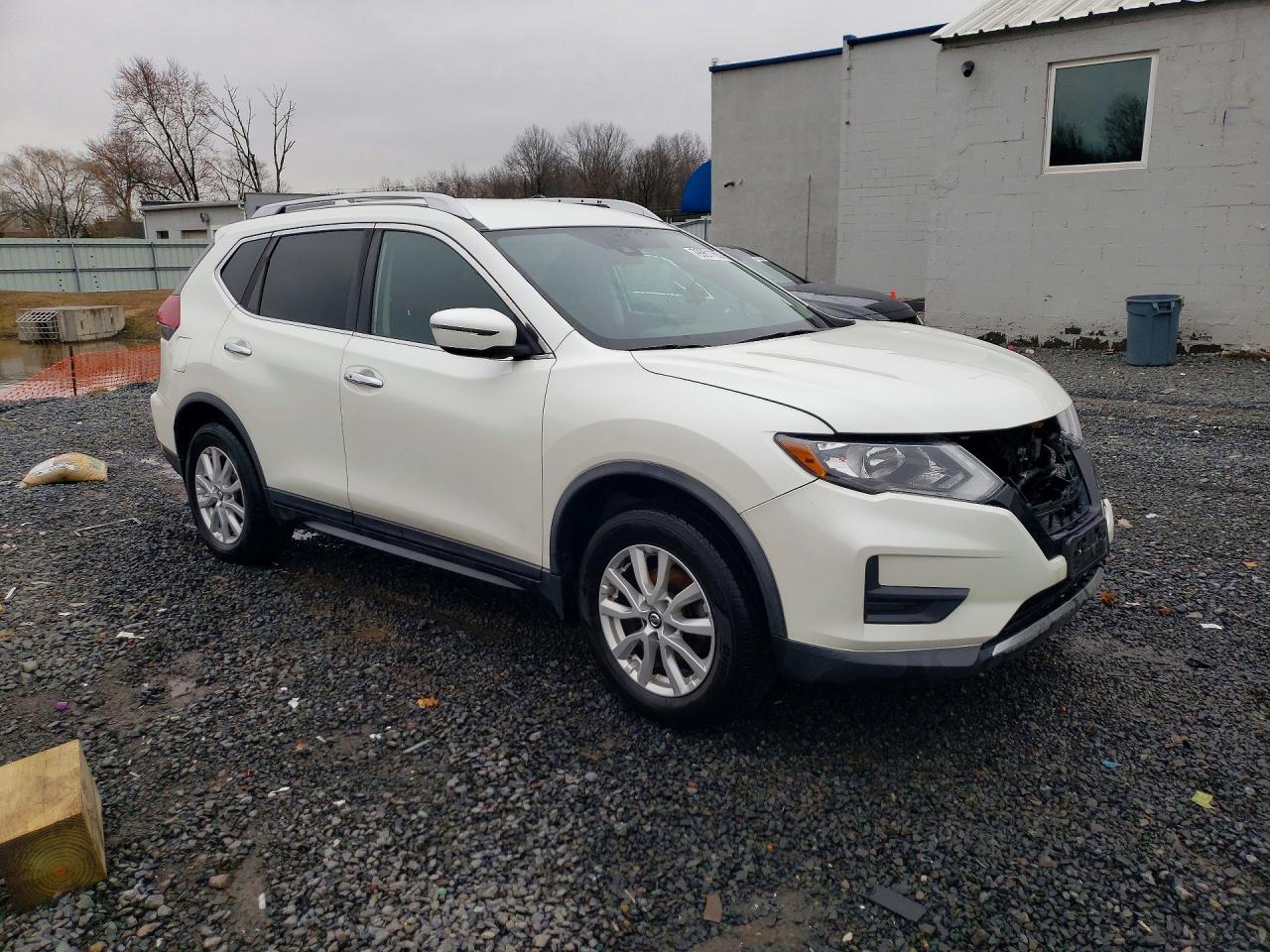 2019 NISSAN ROGUE SV photo 10