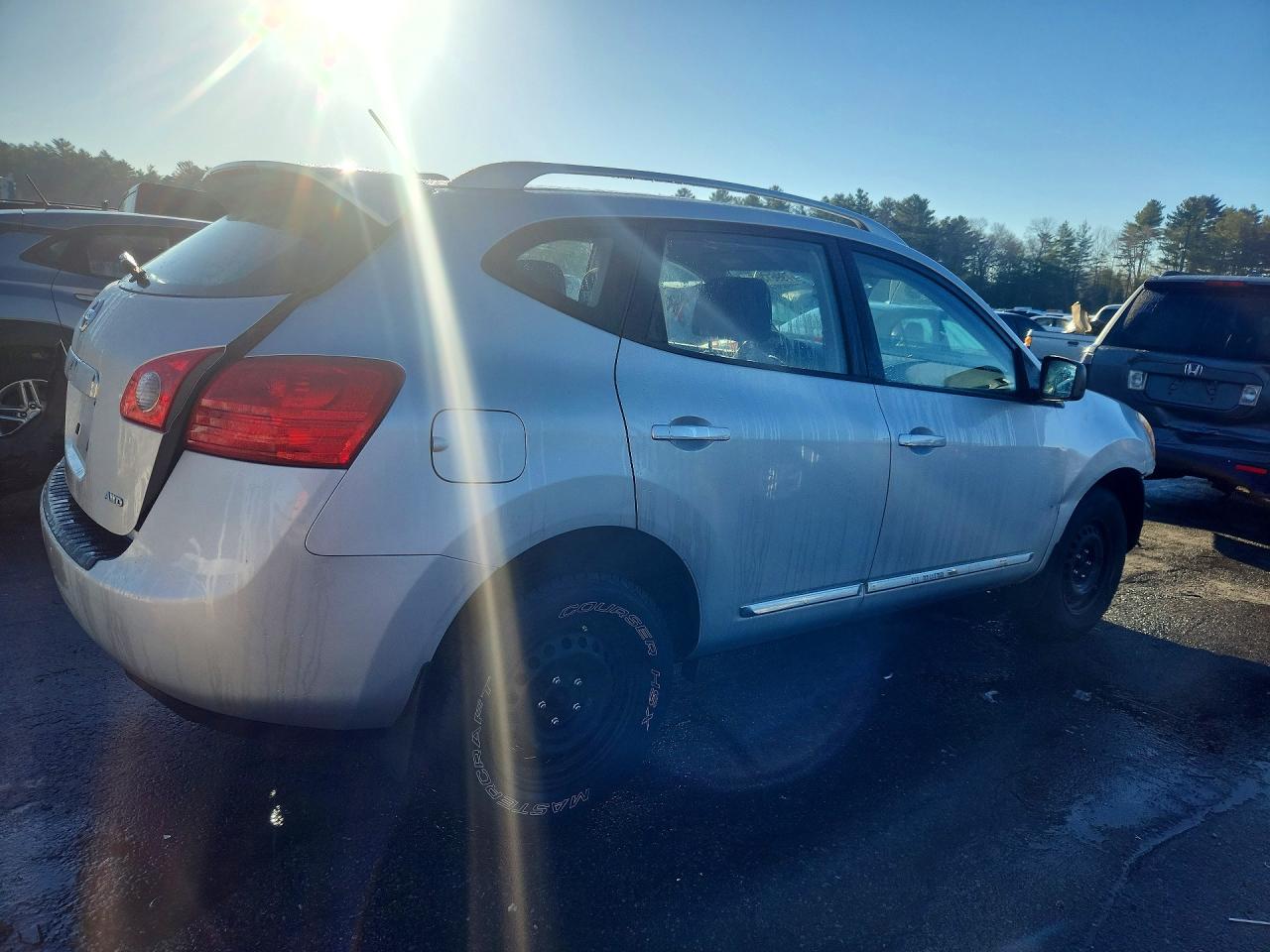 2015 NISSAN ROGUE SELECT S photo 3