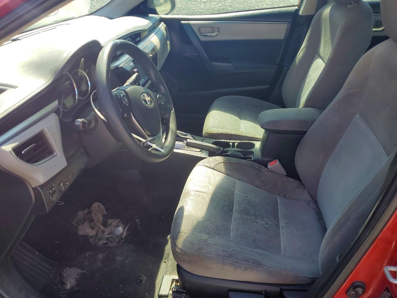 2015 TOYOTA COROLLA photo 13