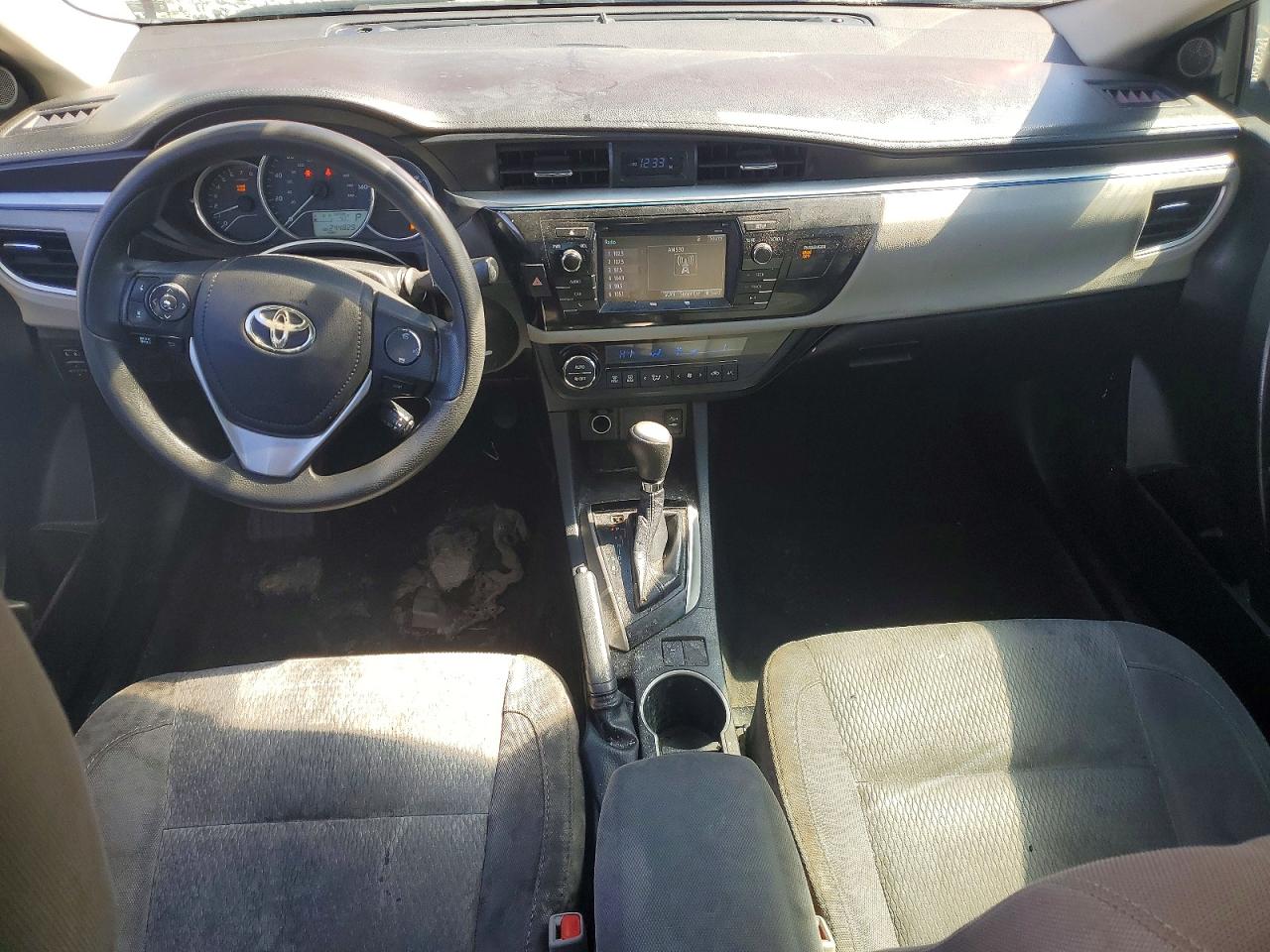 2015 TOYOTA COROLLA photo 15