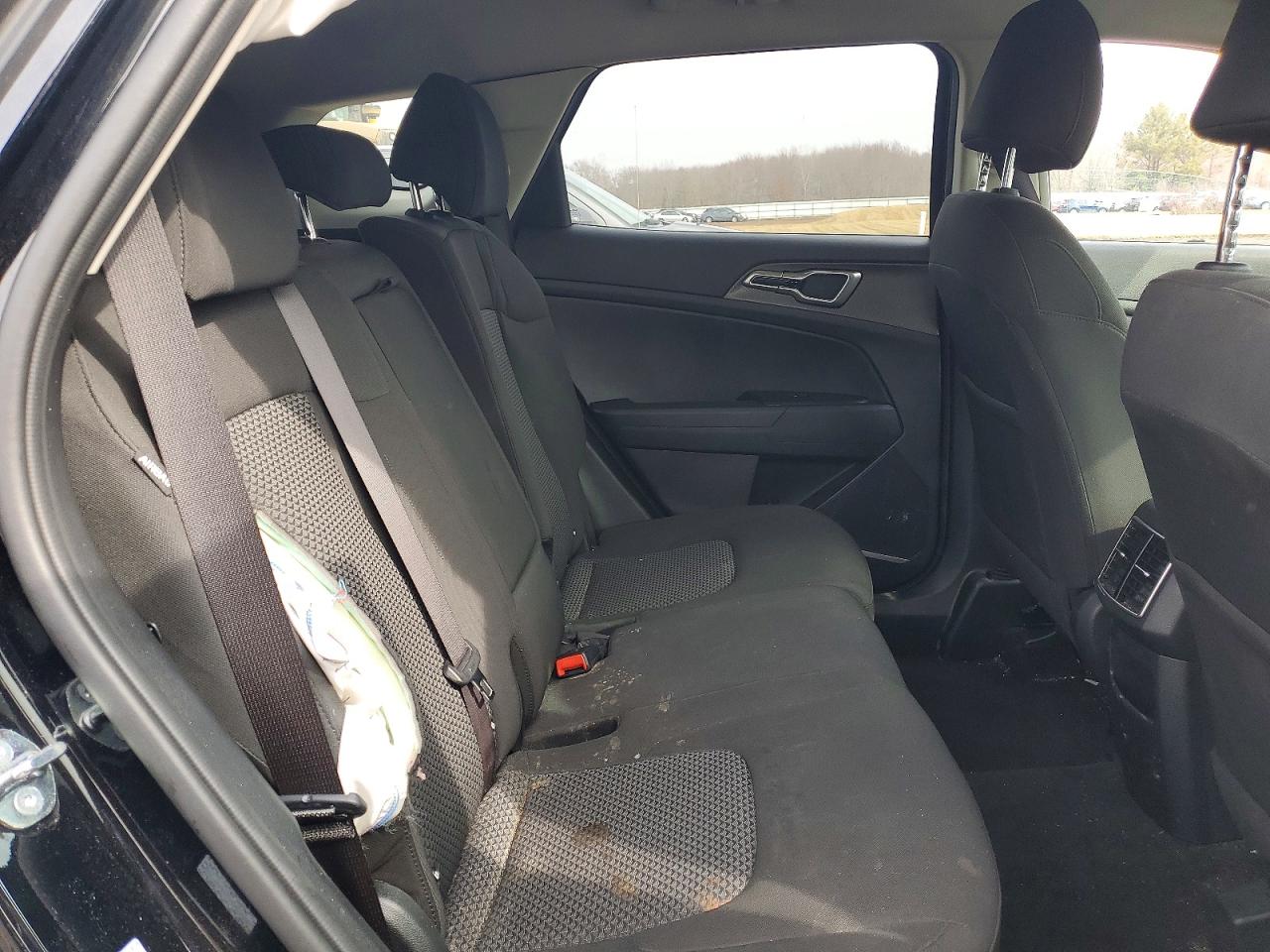 2025 KIA SPORTAGE LX photo 31