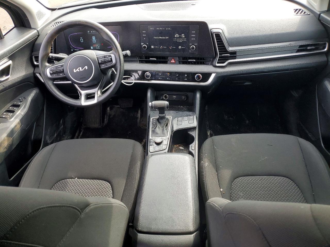 2025 KIA SPORTAGE LX photo 22