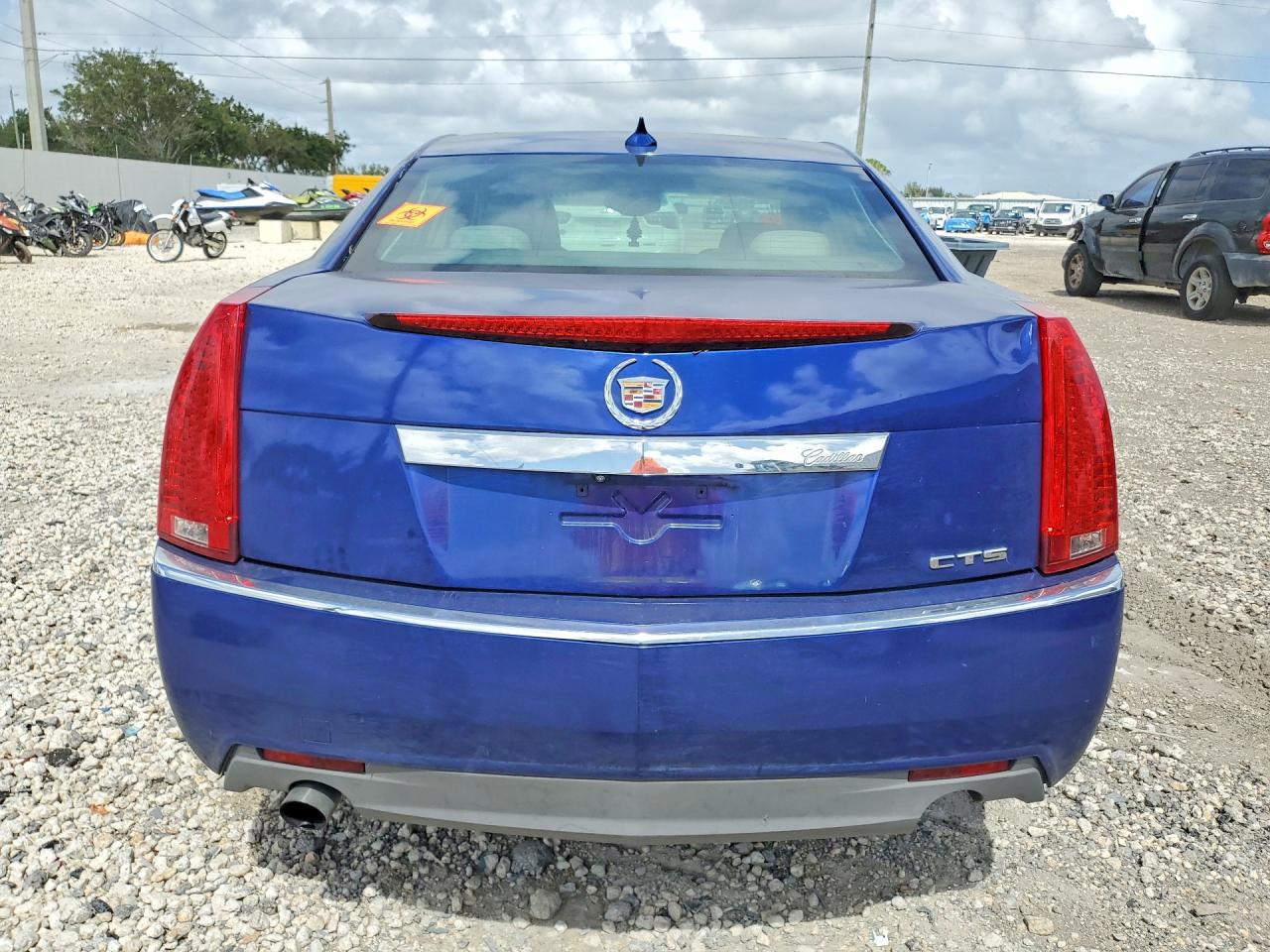 2012 CADILLAC CTS LUXURY COLLECTION photo 6