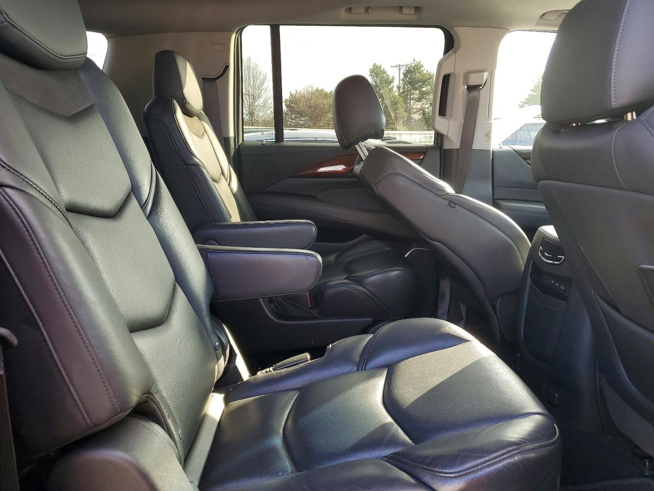 2019 CADILLAC ESCALADE ESV PREMIUM LUXURY photo 11