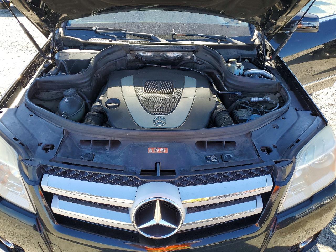 2011 MERCEDES-BENZ GLK 350 photo 12