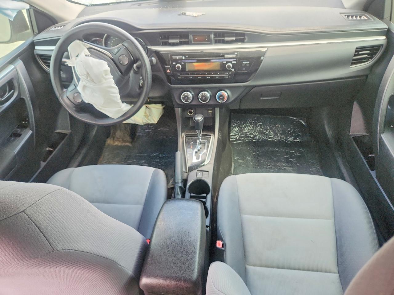 2014 TOYOTA COROLLA L photo 8