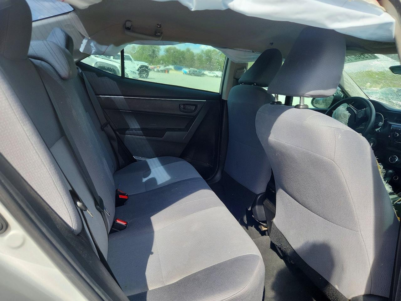 2014 TOYOTA COROLLA L photo 10