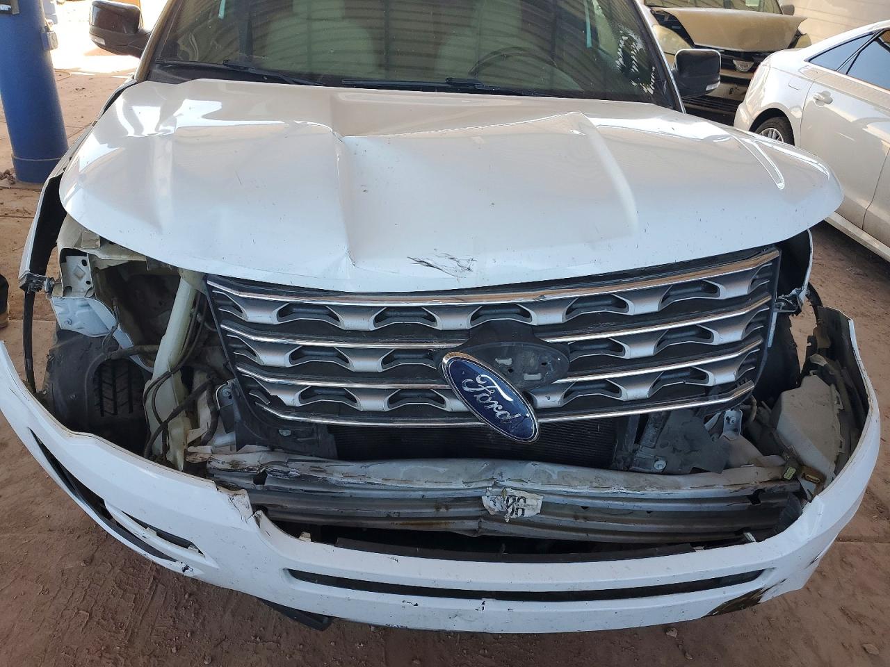 2016 FORD EXPLORER XLT photo 11