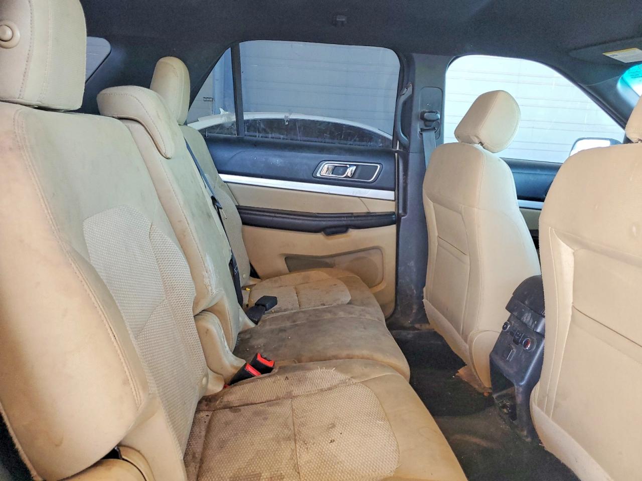 2016 FORD EXPLORER XLT photo 10