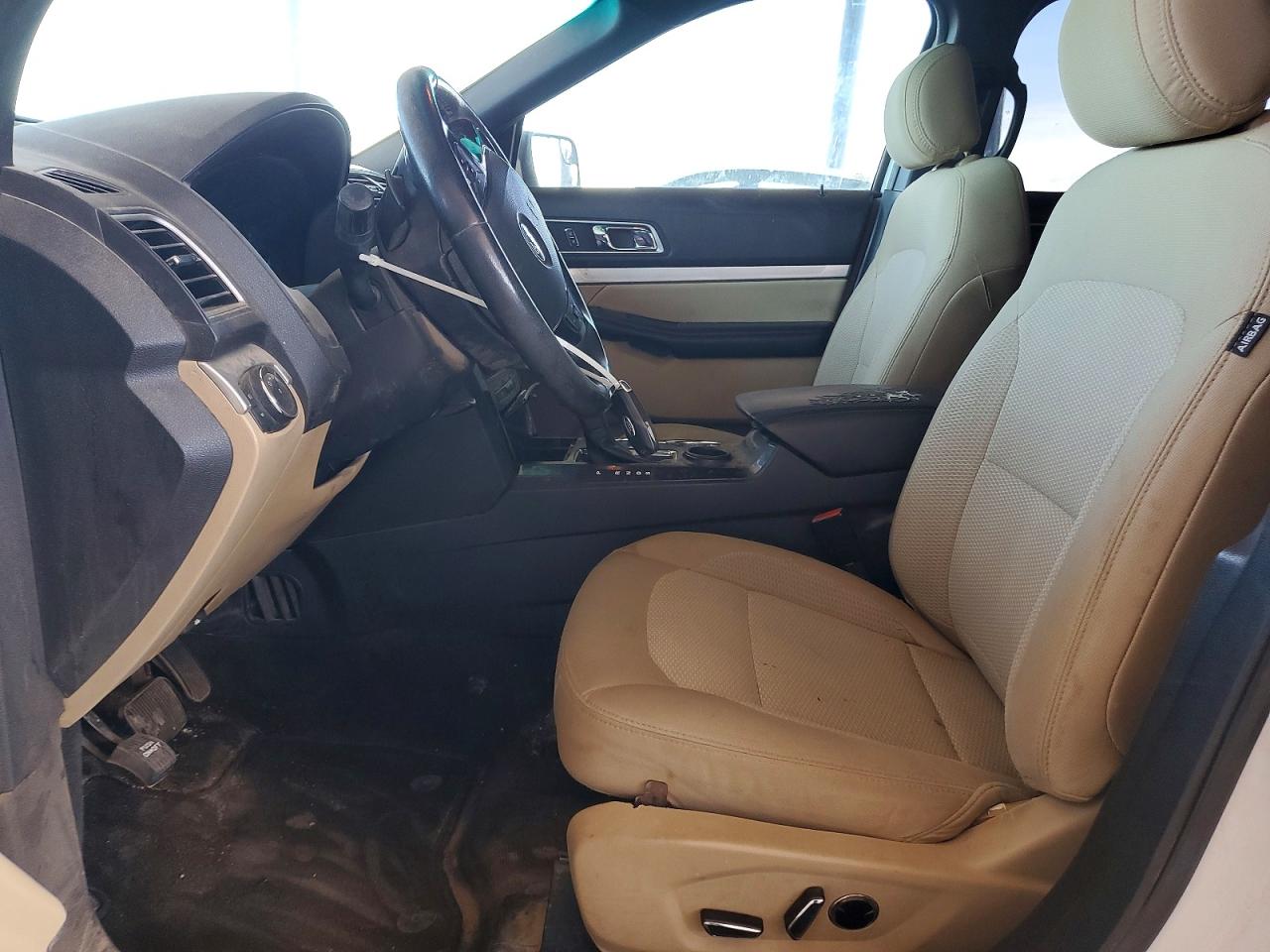 2016 FORD EXPLORER XLT photo 7