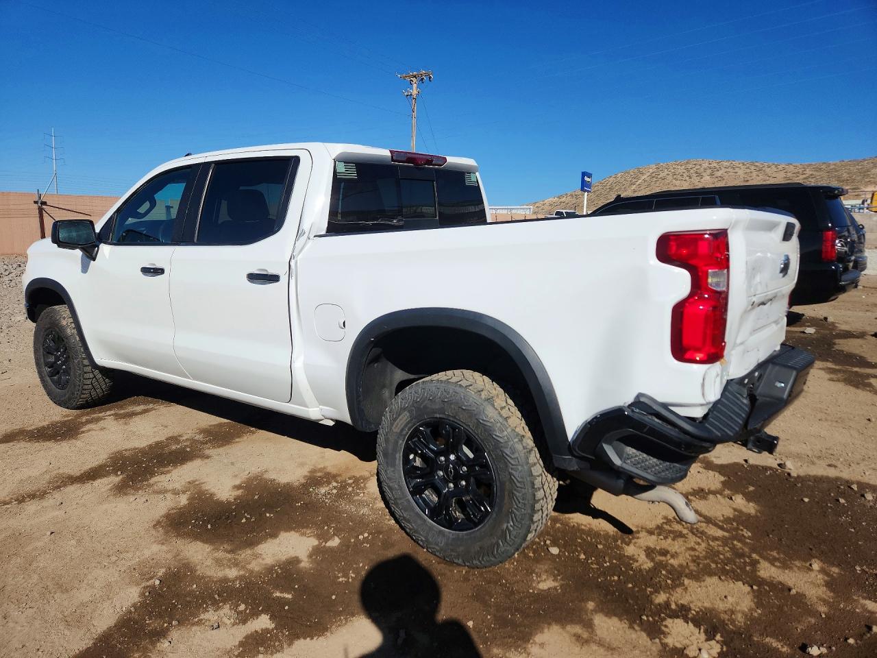 2023 CHEVROLET SILVERADO K1500 ZR2 photo 3