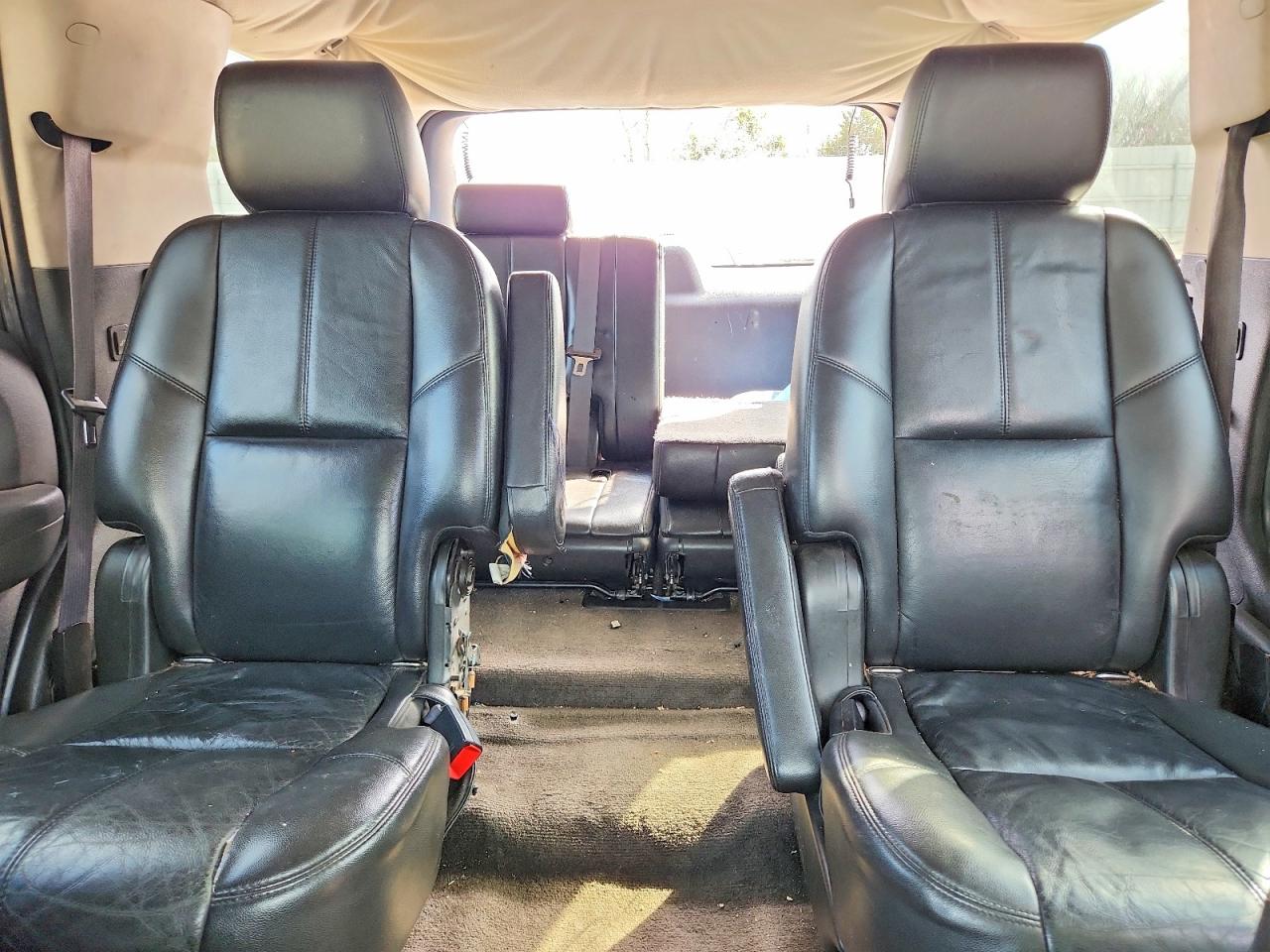 2011 CHEVROLET TAHOE C1500 LT photo 10