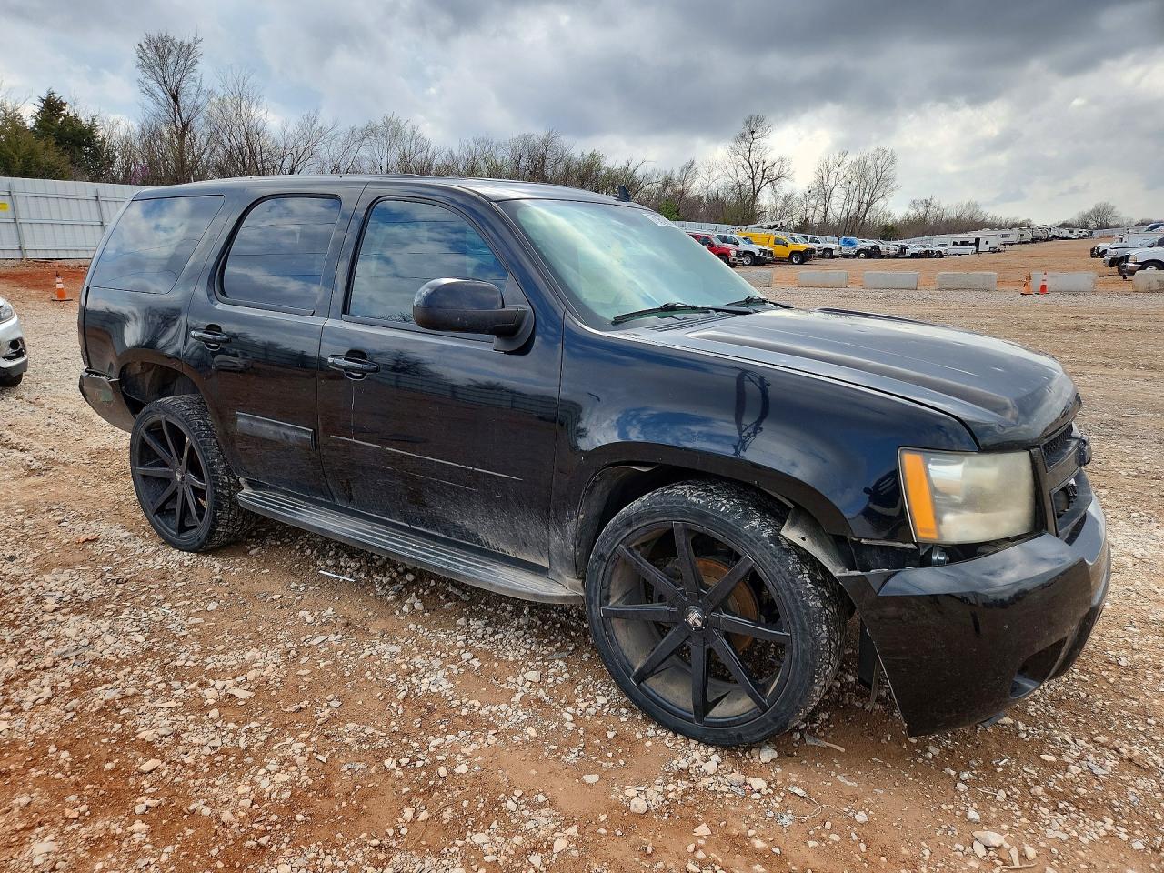 2011 CHEVROLET TAHOE C1500 LT photo 4
