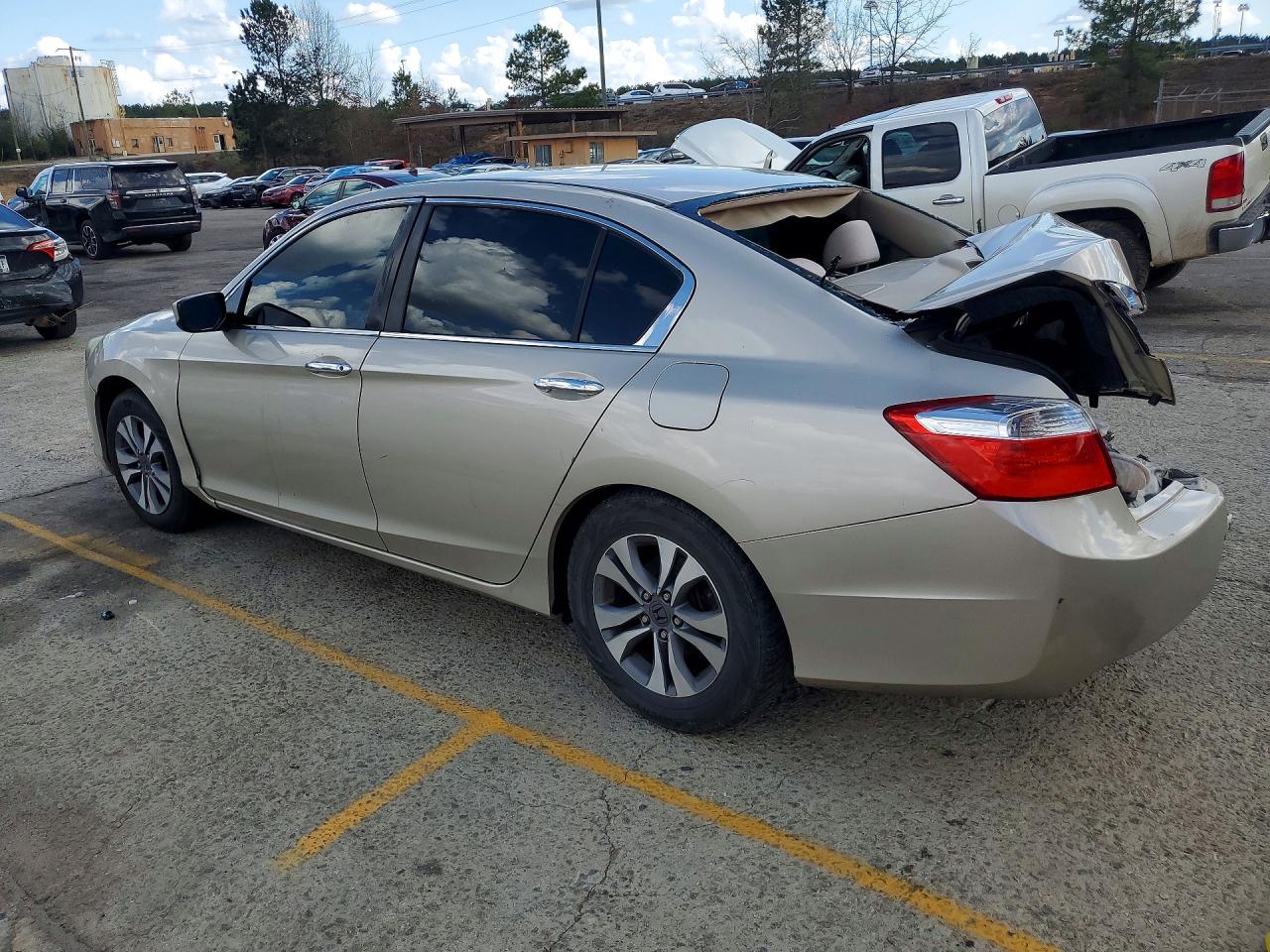 2013 HONDA ACCORD LX photo 3