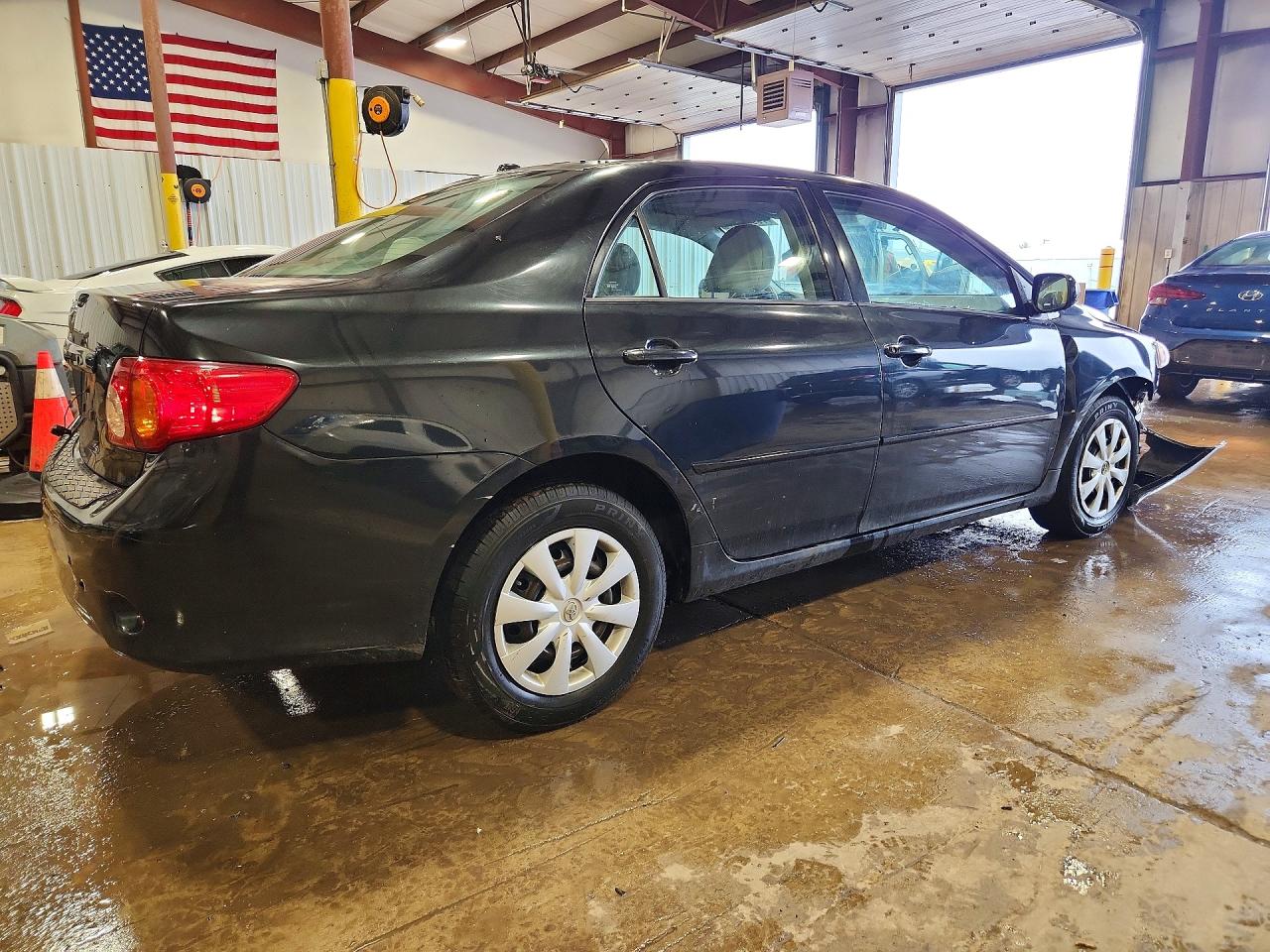 2010 TOYOTA COROLLA BASE photo 3