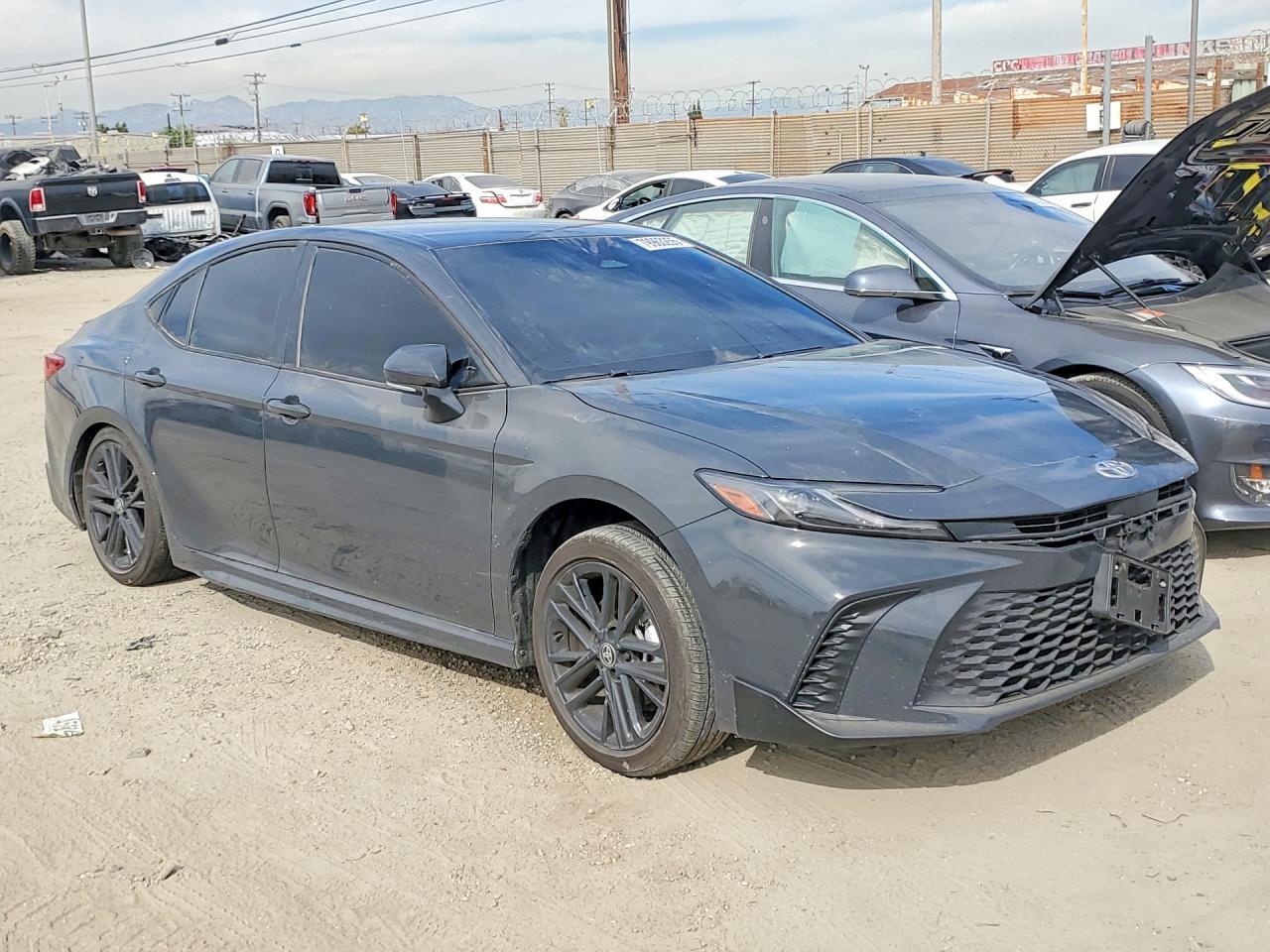 2025 TOYOTA CAMRY SE photo 7