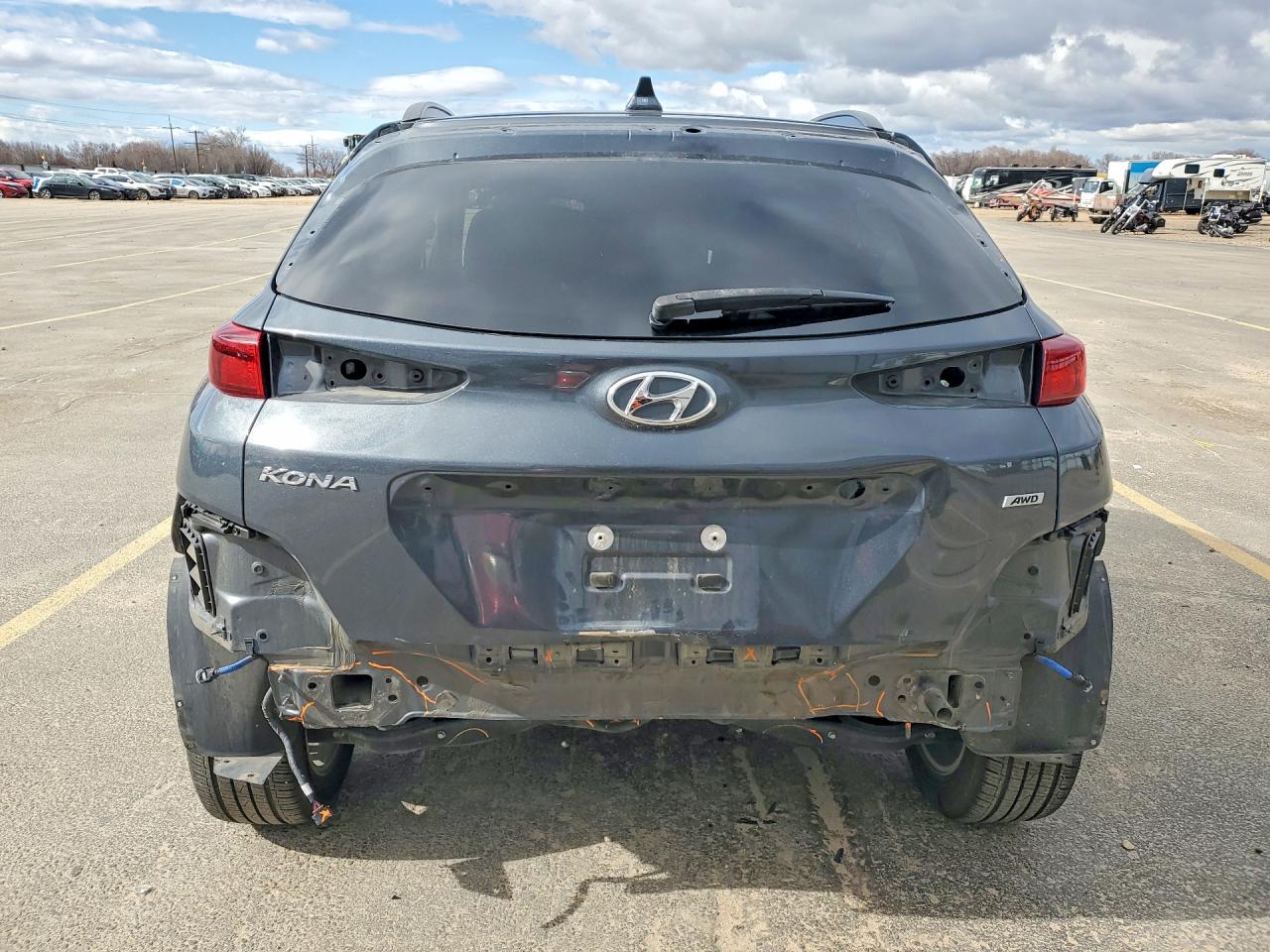 2022 HYUNDAI KONA SEL photo 6