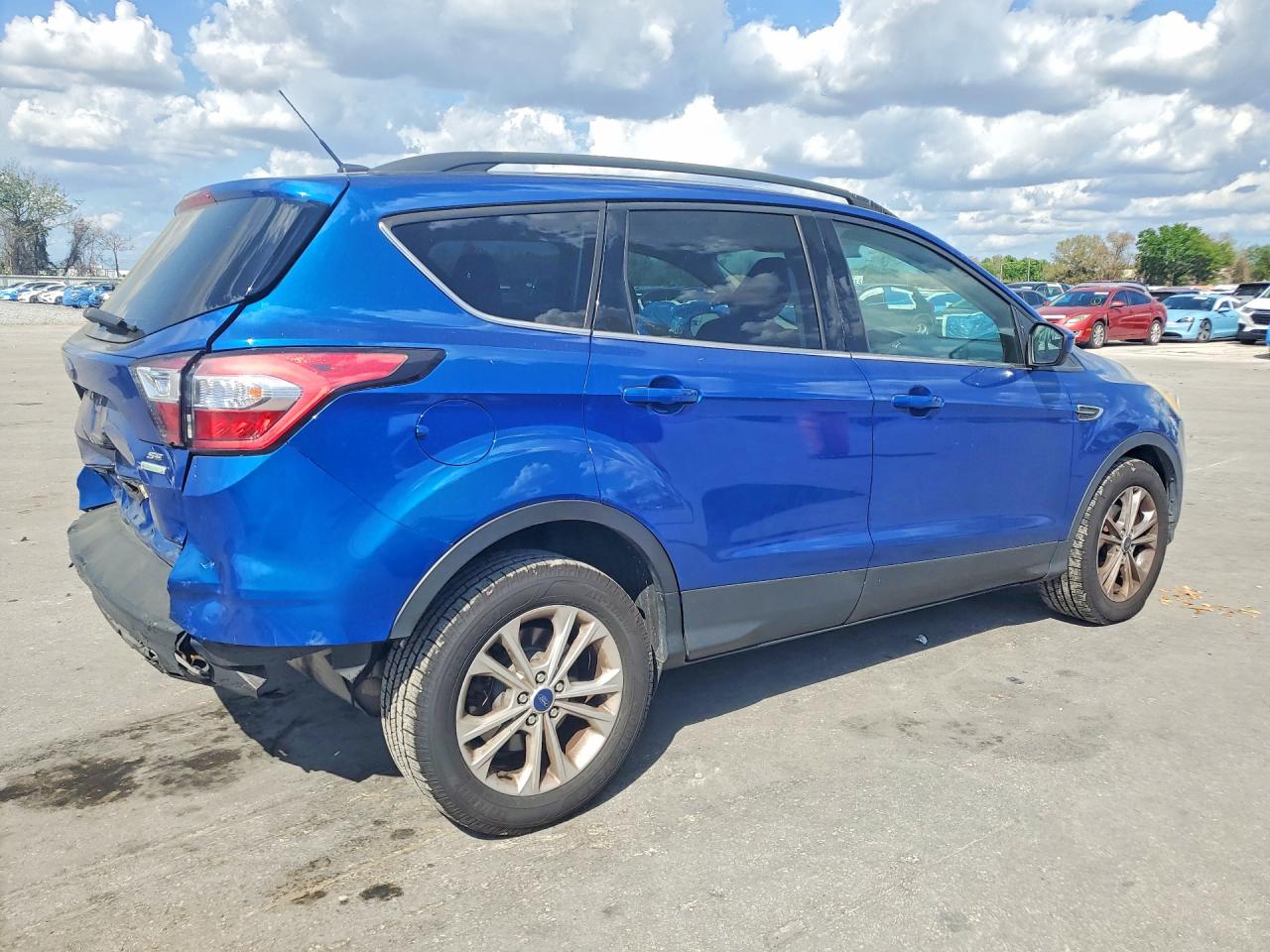 2018 FORD ESCAPE photo 5