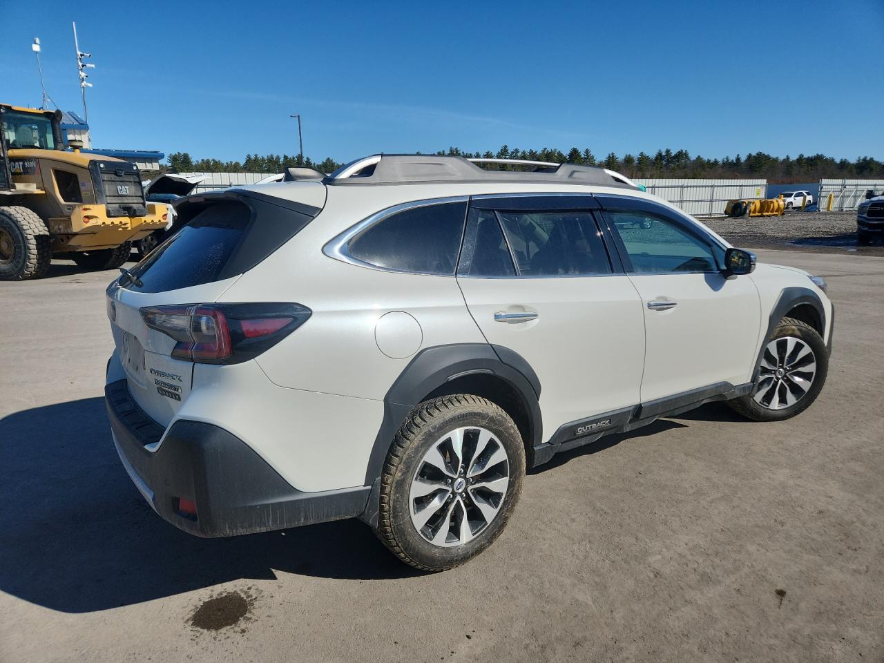 2023 SUBARU OUTBACK TOURING photo 3